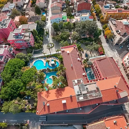 Blancafort Termal Hotel